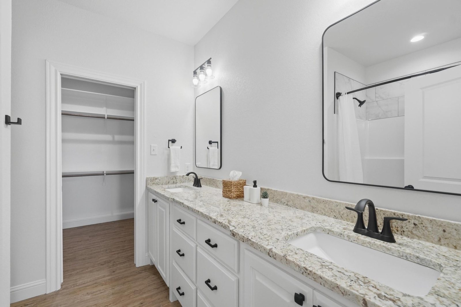 Bathroom vanity in Wylie West